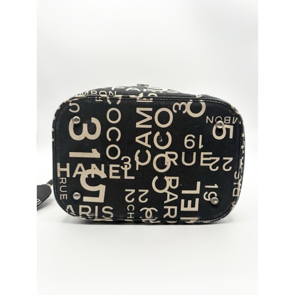 Chanel Vanity Case 31 Rue Cambon Paris Canvas Black & White 2 Way Vintage Y2K - Picture 10 of 16
